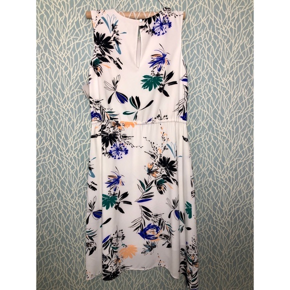 Halogen Stretch Knit Floral Dress. - Picture 5 of 8